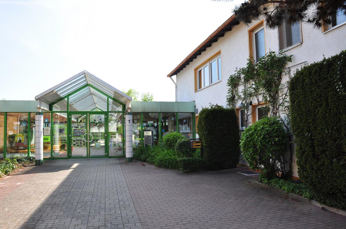 Grundschule Leeheim Foto