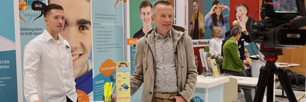 Ausbildungsbörse Foto