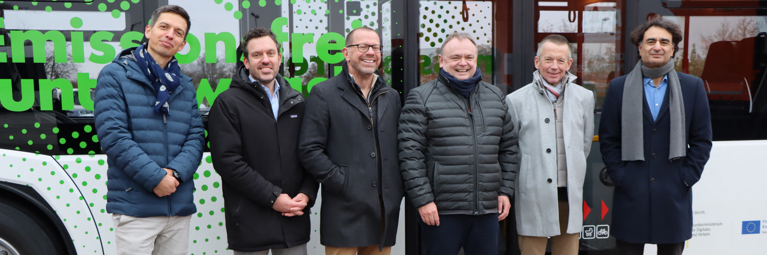 Präsentation Brennstoffzellenfahrzeuge Foto