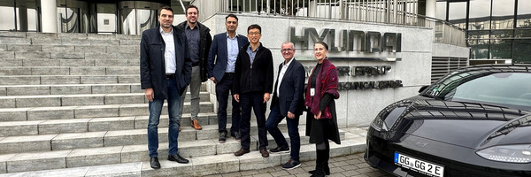 Betriebsbesuch Hyundai Bild