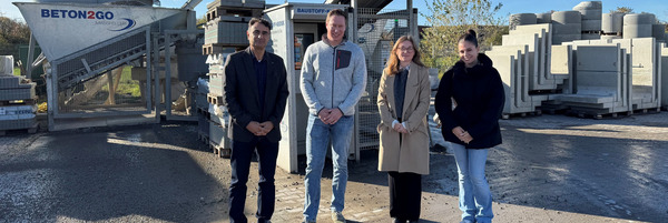 Betriebsbesuch 360 materials Foto