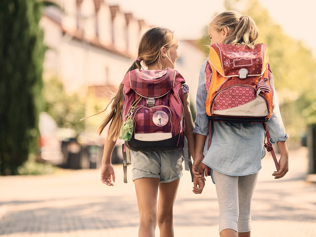 Schulweg Foto