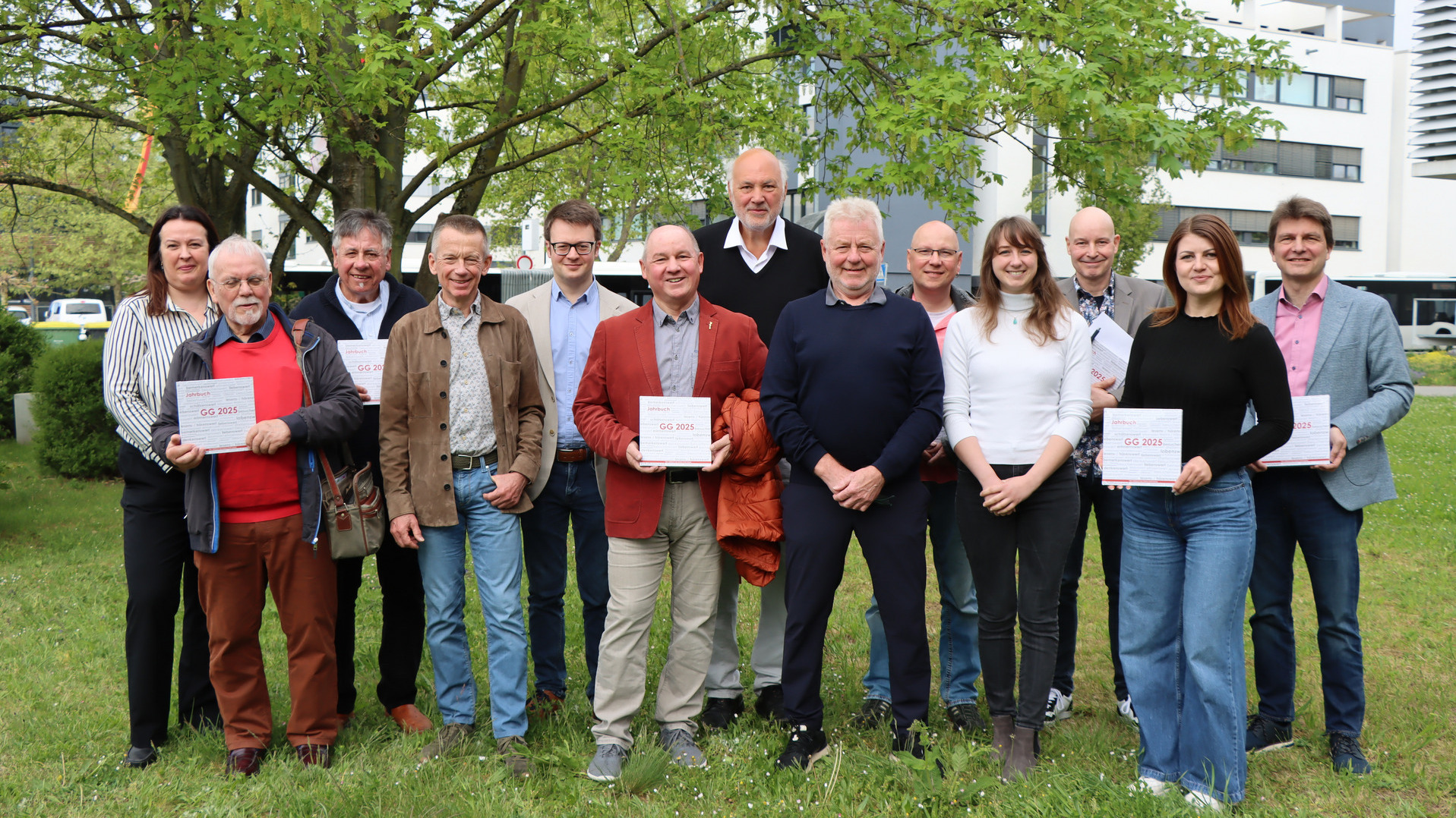 Jahrbuch Autor:innen Foto