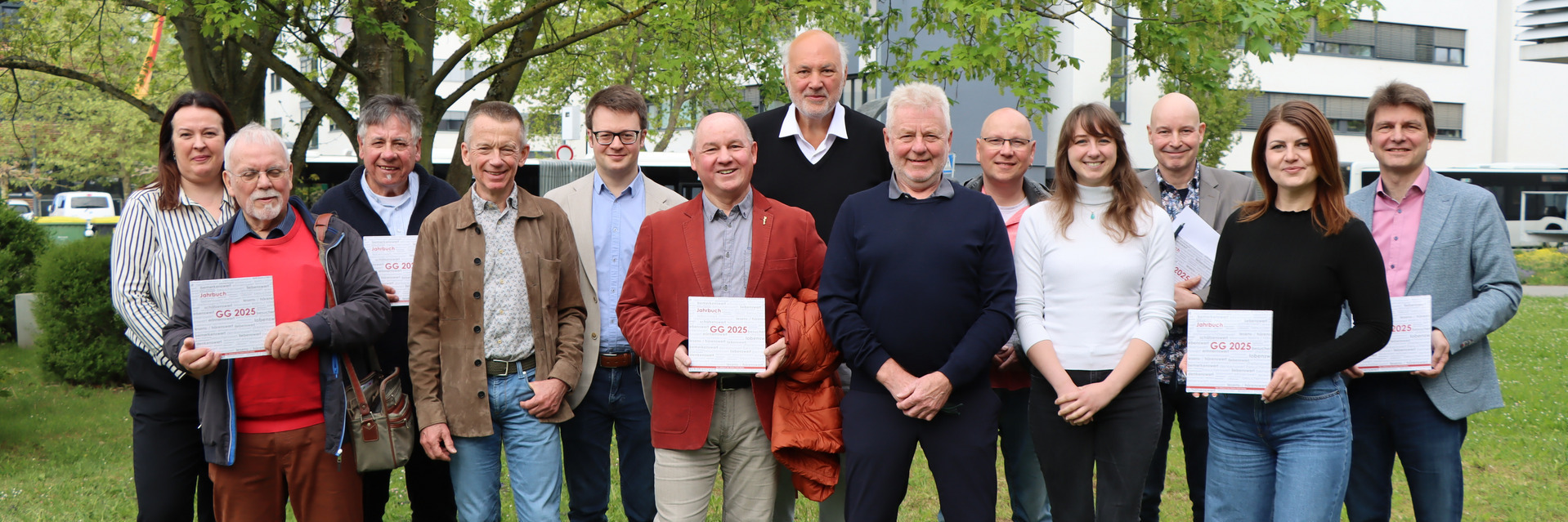 Jahrbuch Autor:innen Foto