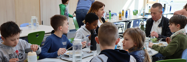 Mensa Georg-Mangold-Schule Foto