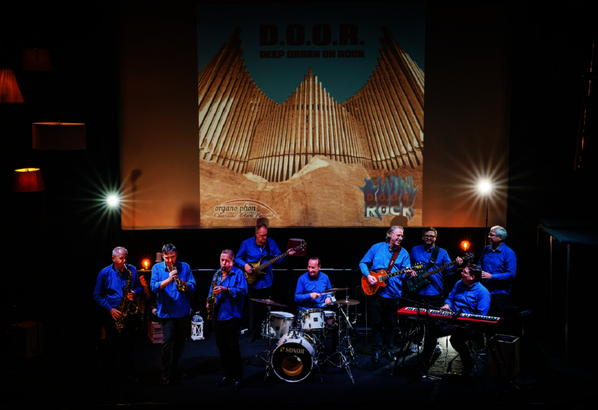 Deep Organ On Rock Foto